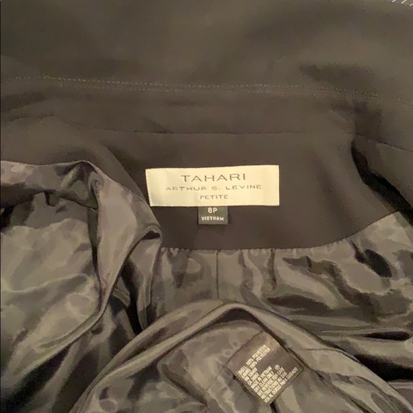 Tahari Jacket/Blazer & Skirt Suit Black EUC 8P - Picture 11 of 14
